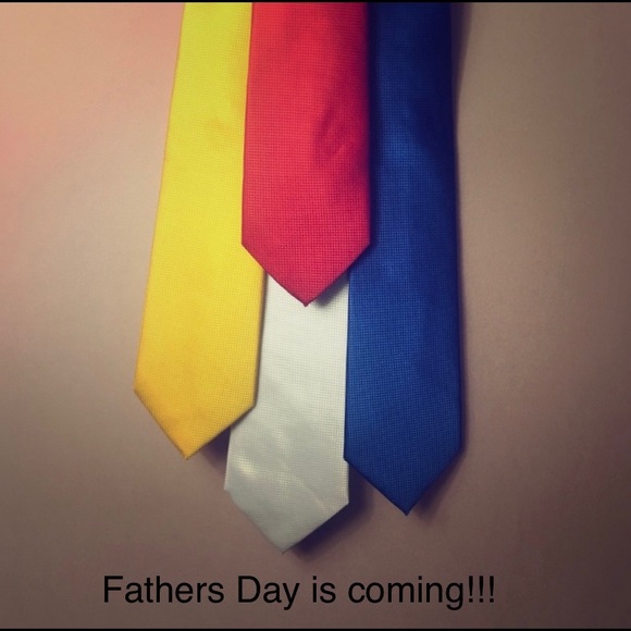 FOUR MALE DRESS TIES!!! - Picture 10 of 10